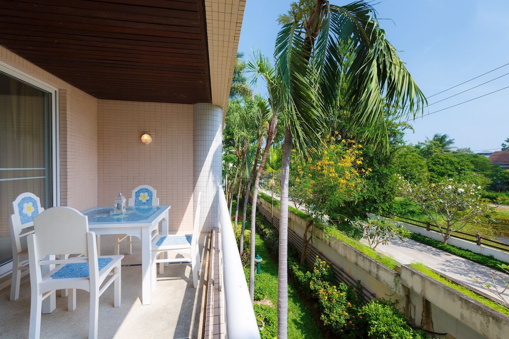 Baan San Dao Service Apartment 45/50