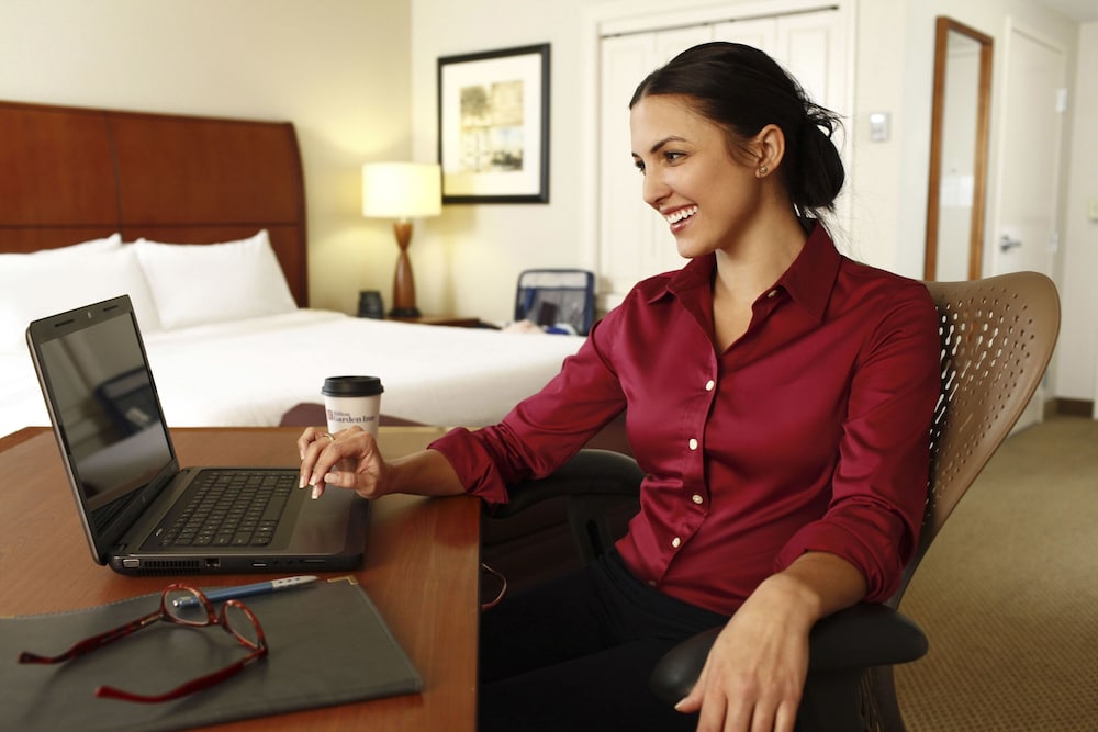 Hilton Garden Inn Alexandria Old Town National Harbor 46/52