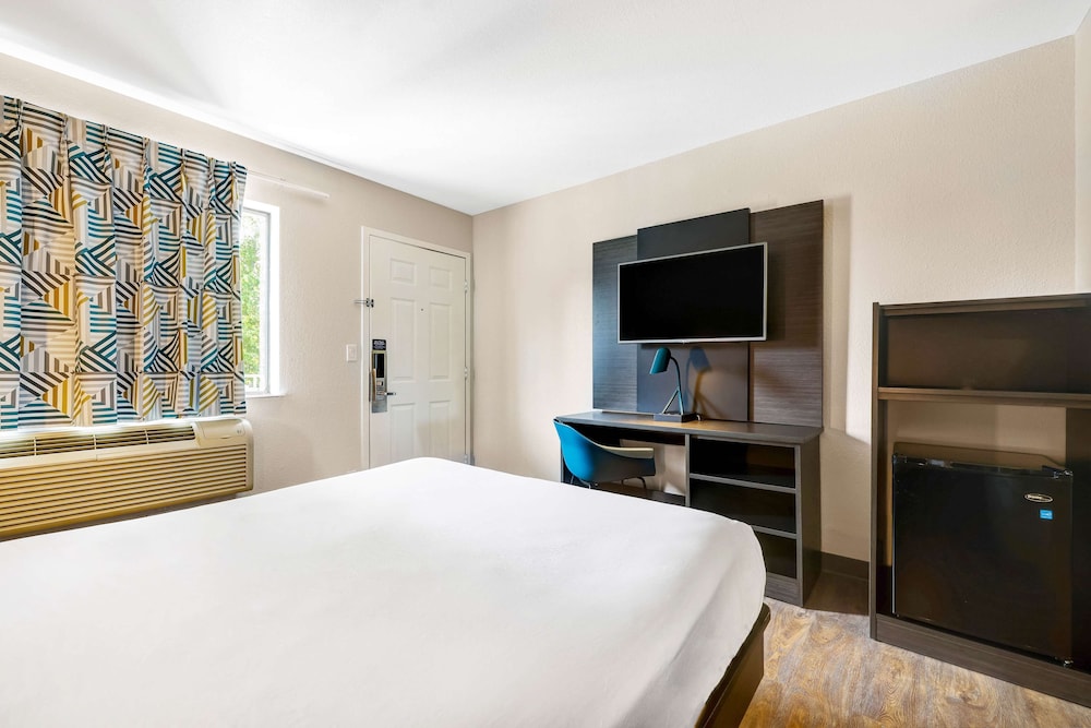 Motel6 Kirkland, WA - North Kirkland 41/58