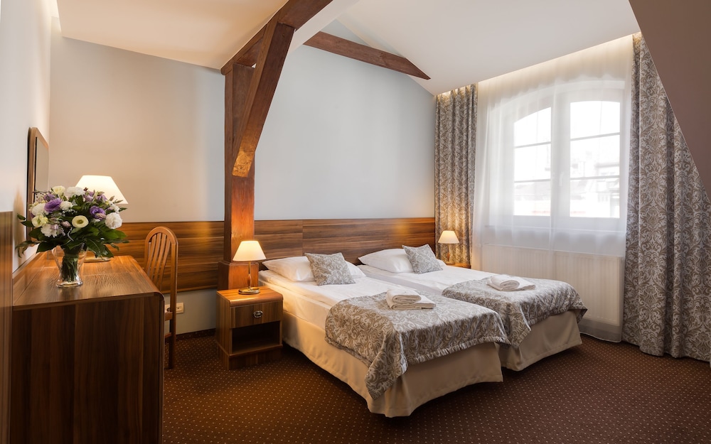 Wit Stwosz Hotel 7/50