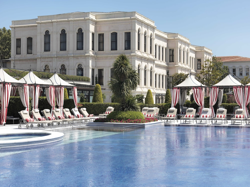 Four Seasons Hotel Istanbul at the Bosphorus in ISTANBUL