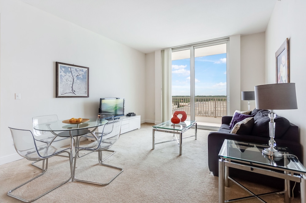 Towers of Dadeland by Miami Vacations 36/60