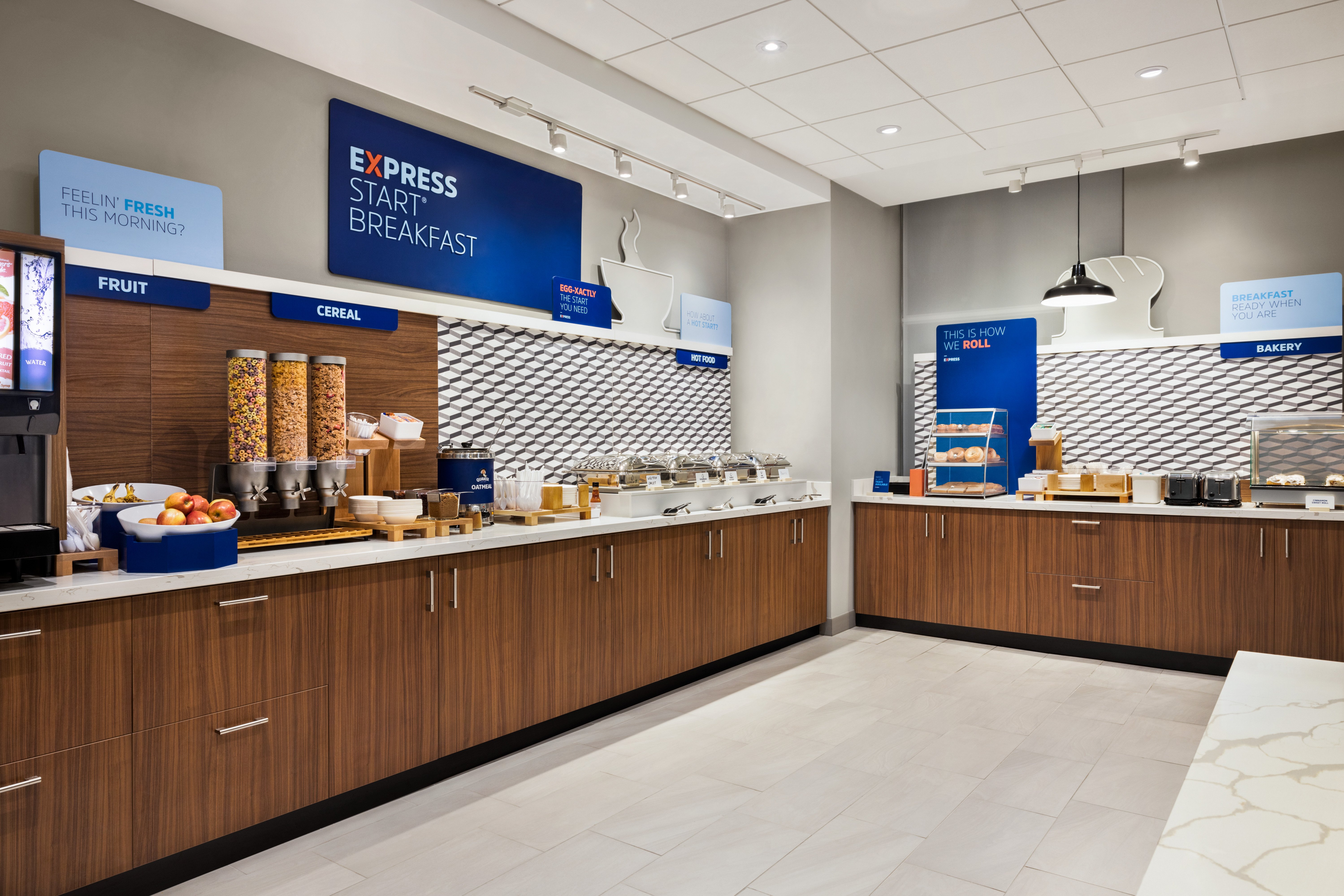 Holiday Inn Express STRATHROY 7/64