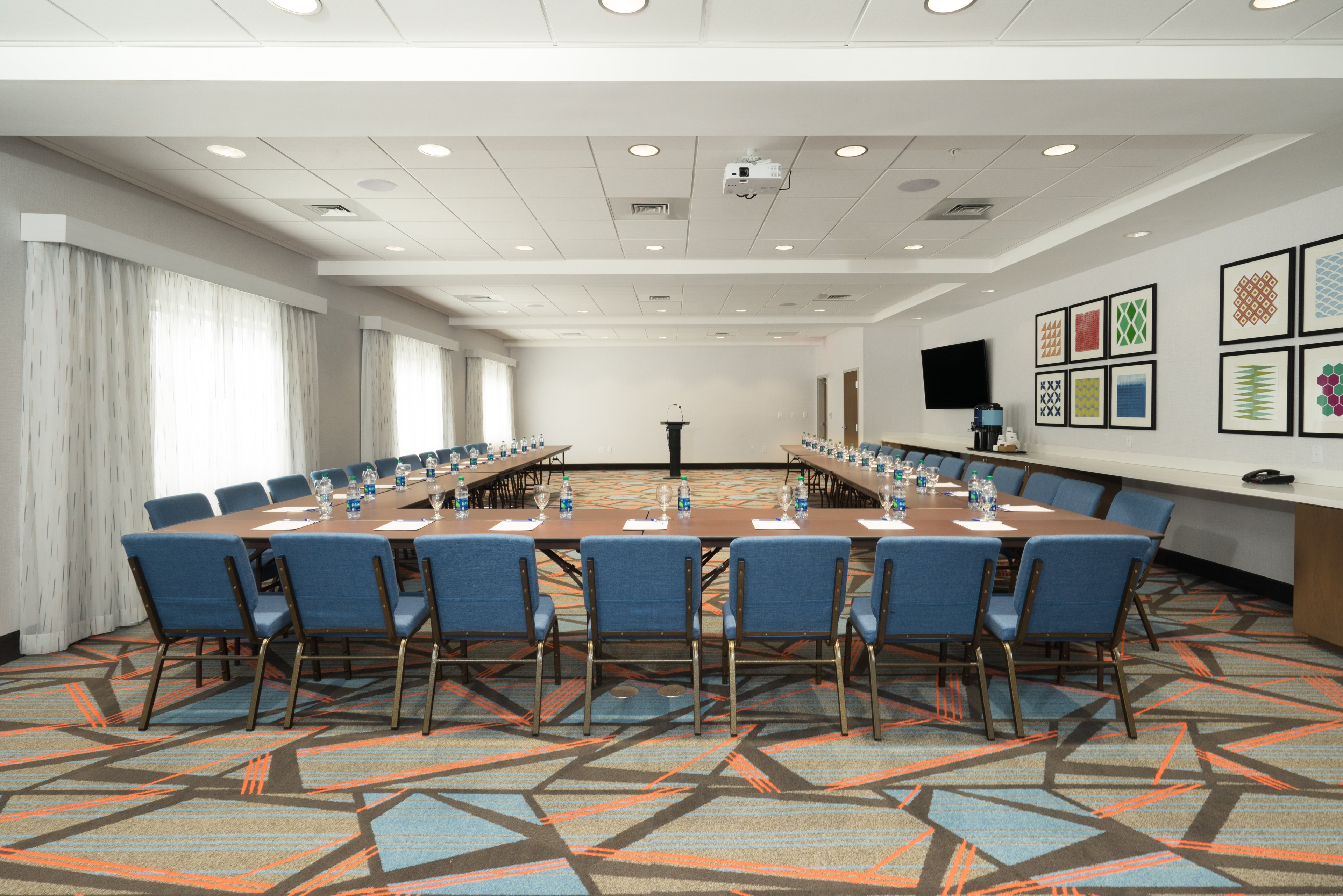 Holiday Inn Express Suites Greenville Se Simpsonville 55/63