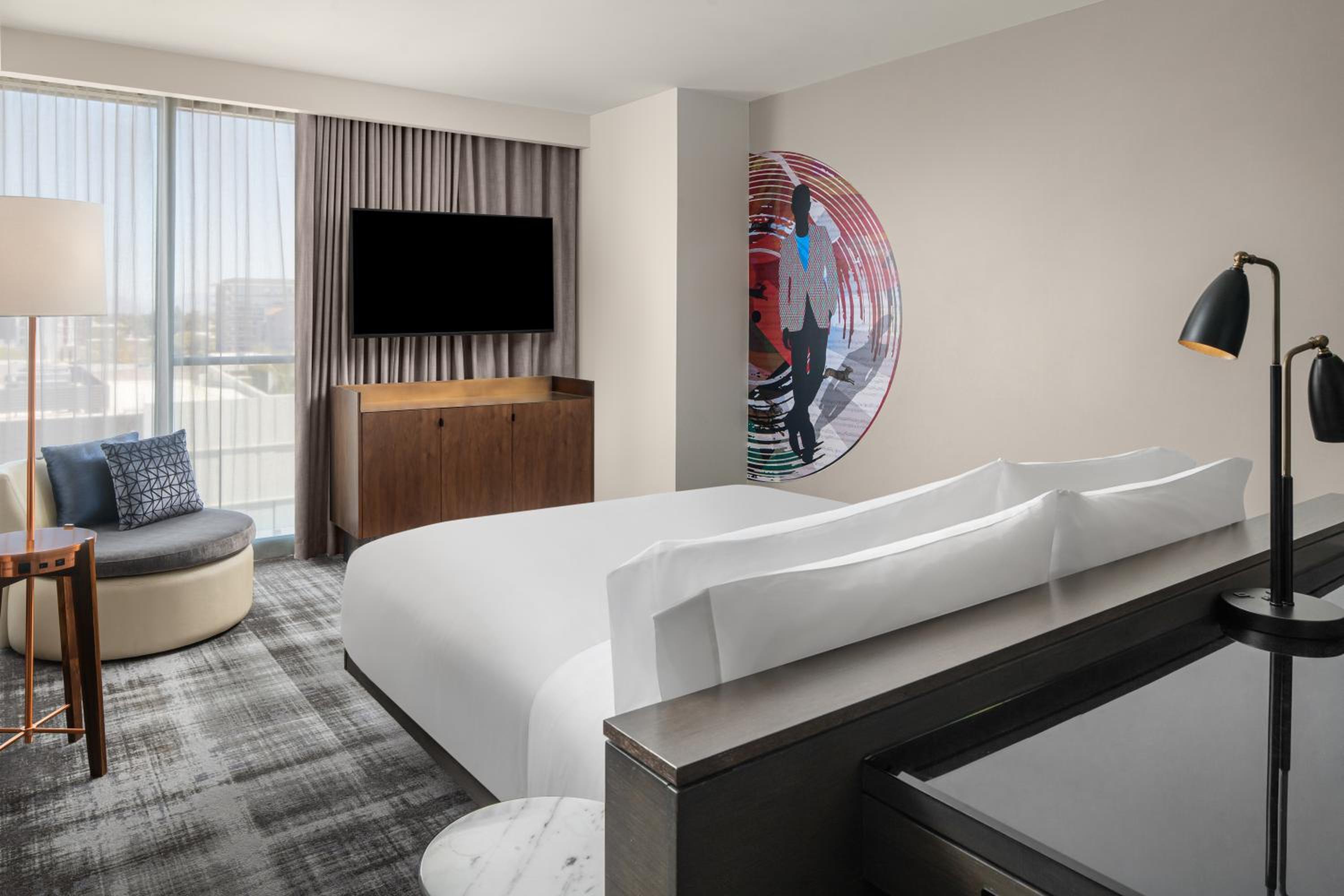 Spectacular, Guest Room, King Bed