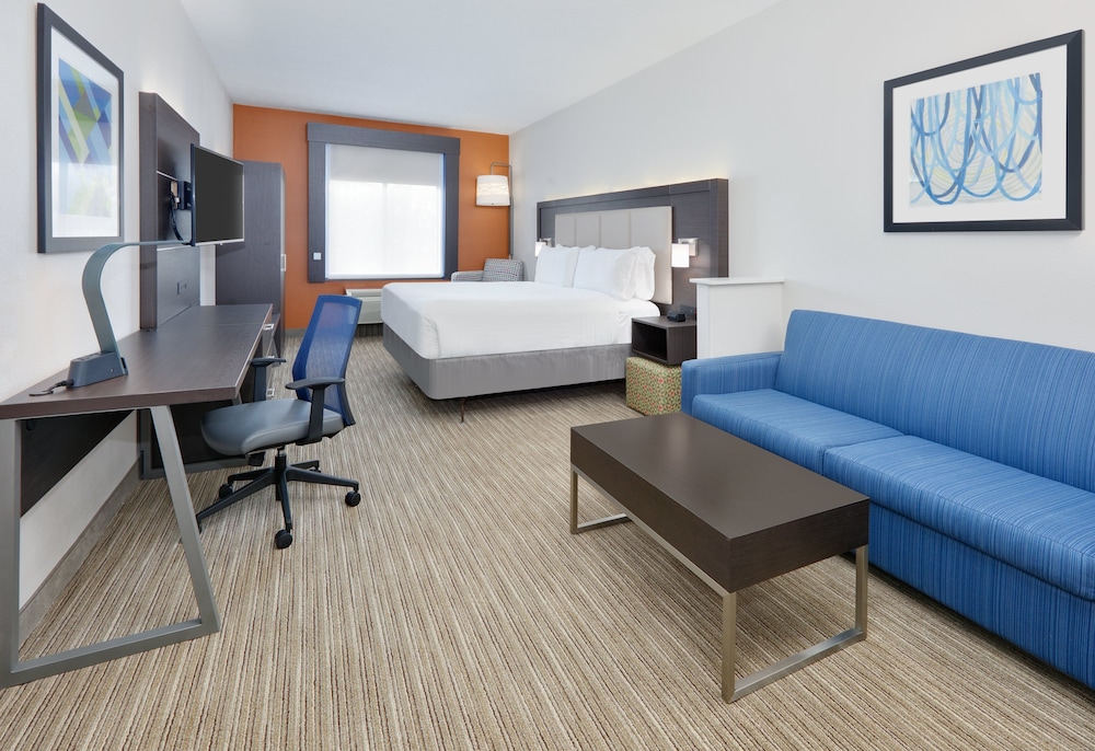 Holiday Inn Express Hotel Suites Duncanville 37/54