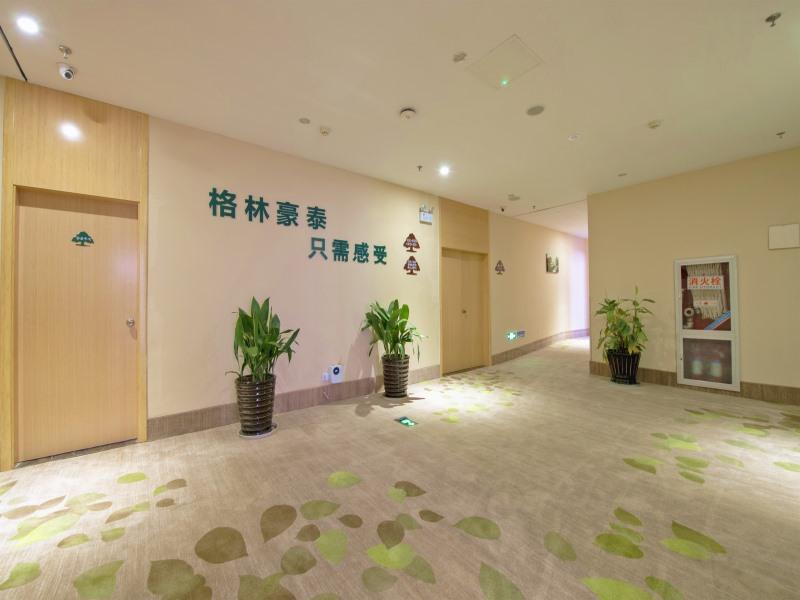 GreenTree Inn Jiangsu Zhenjiang Danyang Development Zone Municipal Government Business Hotel 28/30