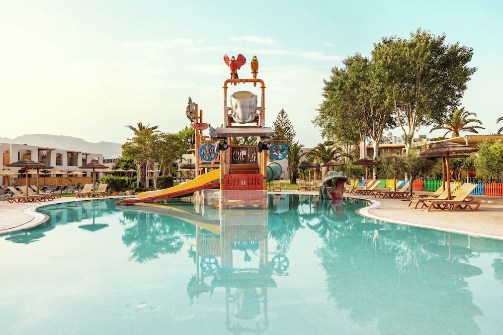 Akti Coast Club Hotel 50/62