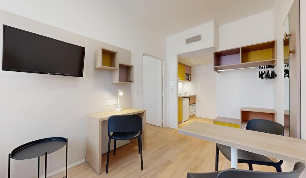 Apparthotel Privilodges Toulon Centre Gare 29/47