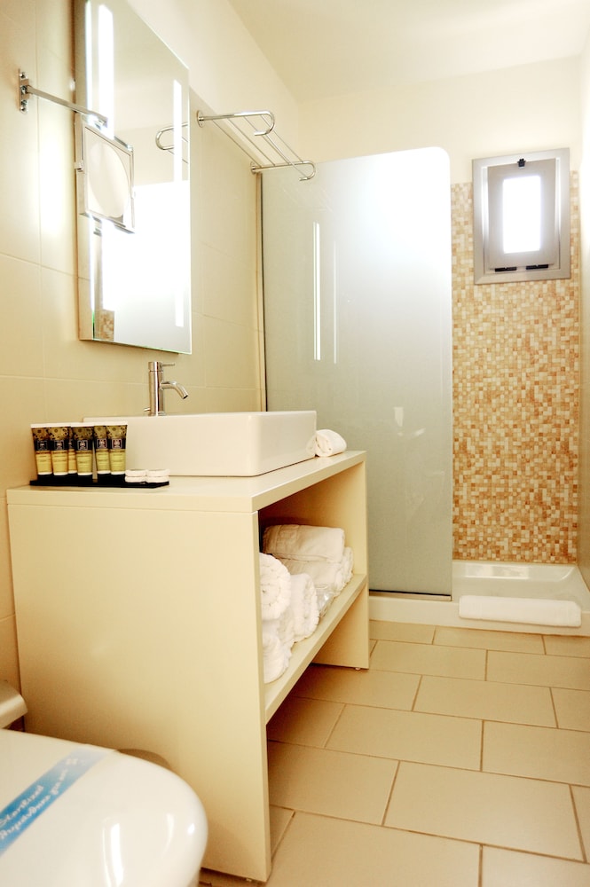 Sikyon Coast Hotel Resort 48/50
