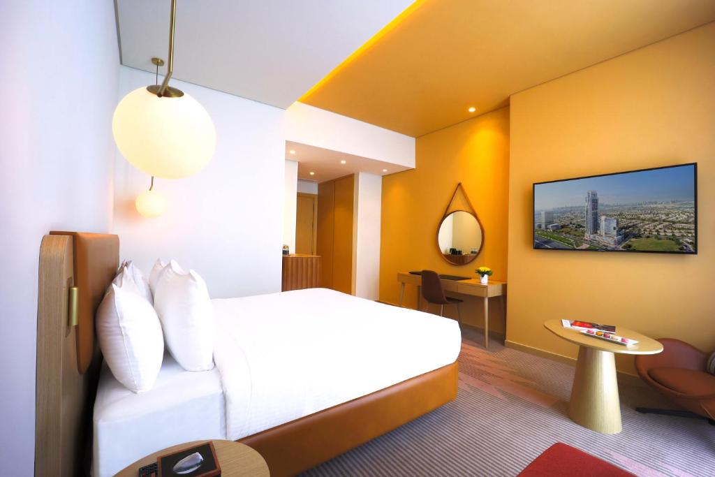 Novotel Jumeirah Village Triangle 12/32