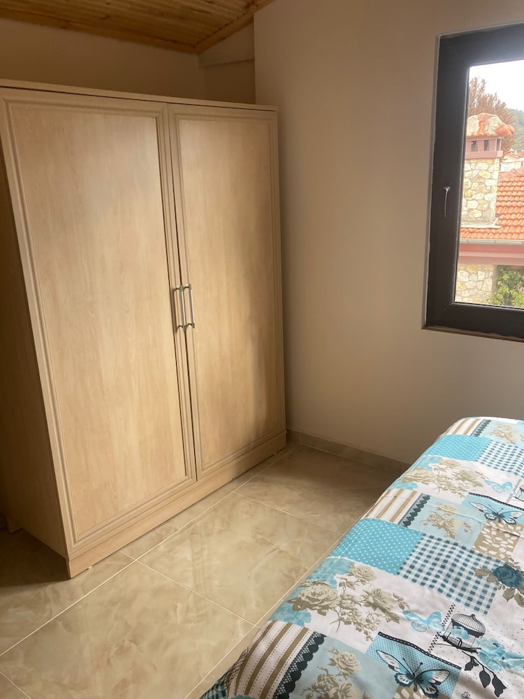Tugay Hotel 34/67