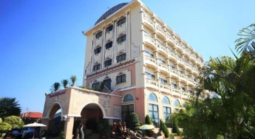 Phitsanulok Orchid Hotel 11/50