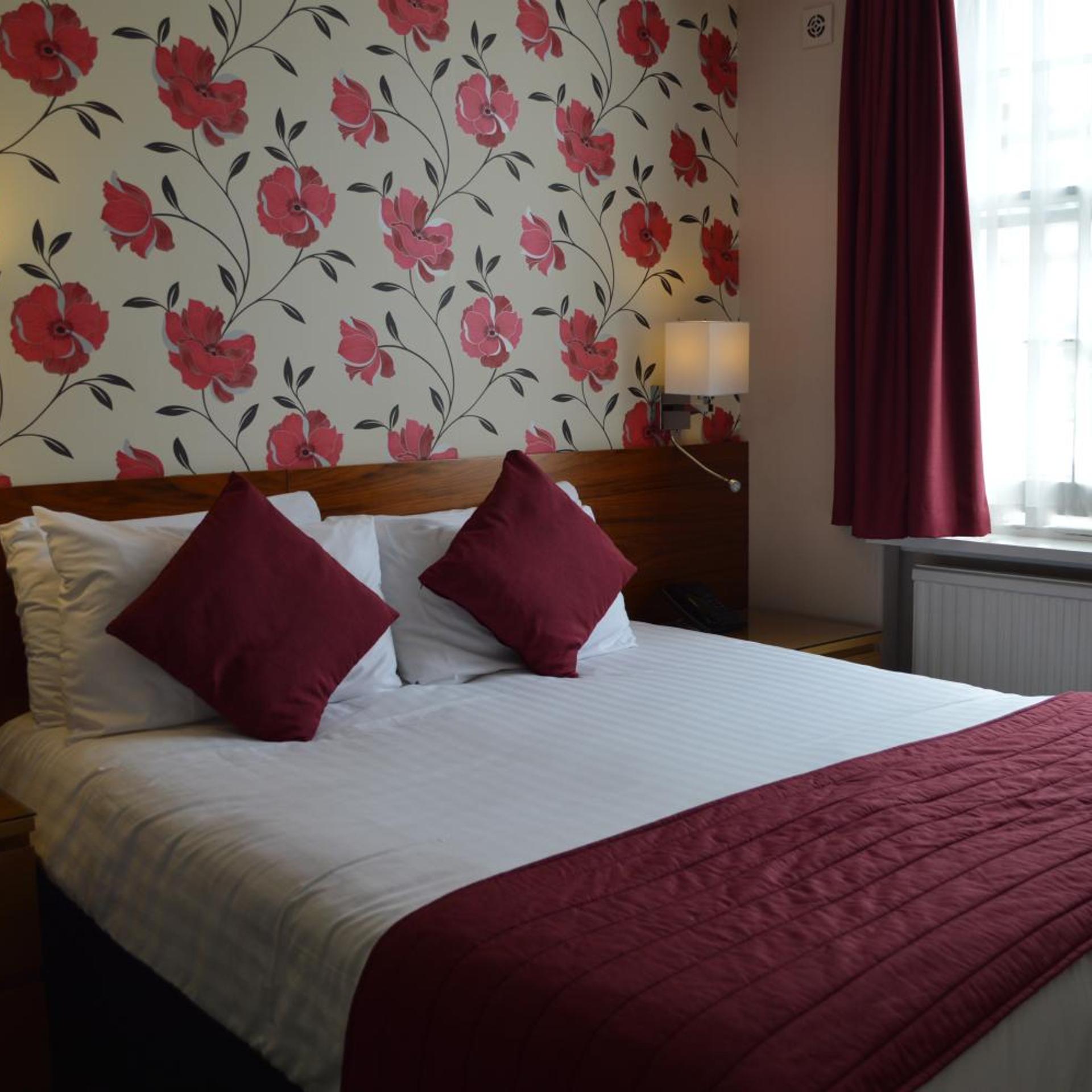 City, Double or Twin Bed