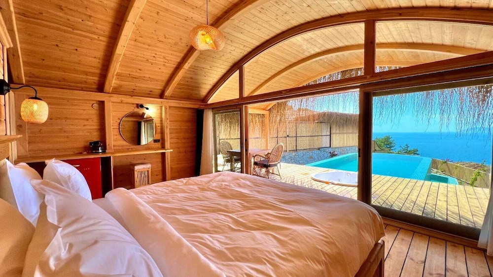 2 King Beds, Private Pool, Hot Tub