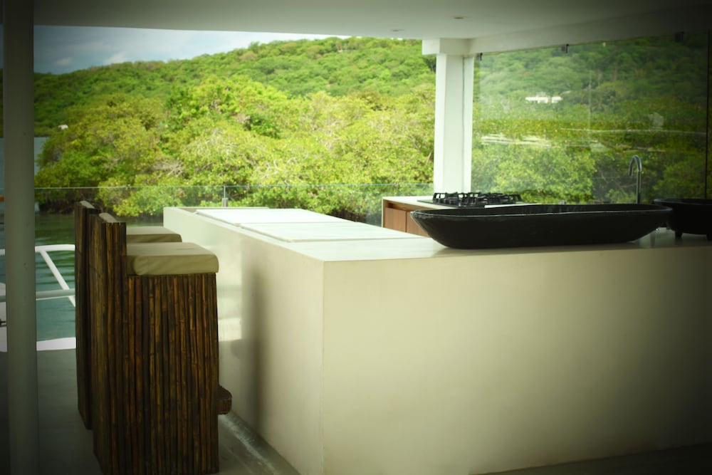 Hotel Las Islas 27/76