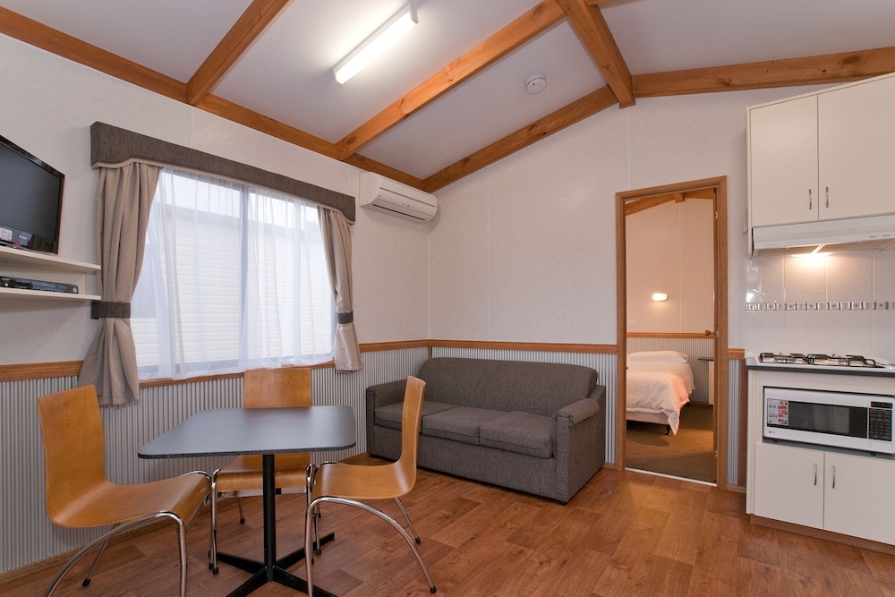 Warrnambool Claremont Holiday Village 21/42