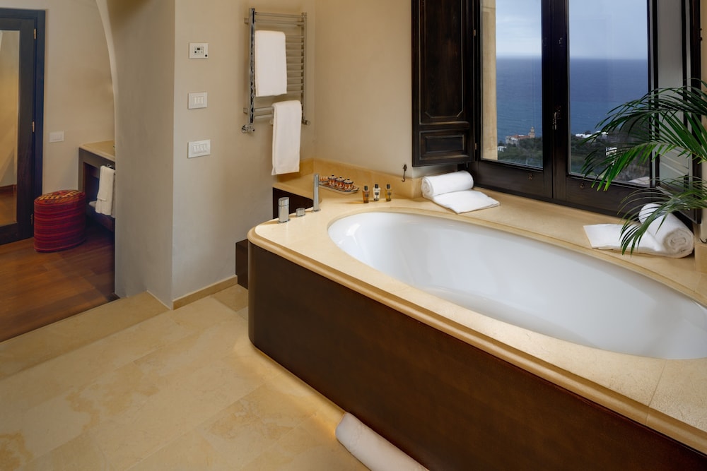Monastero Santa Rosa Hotel and Spa 25/83