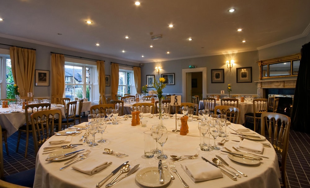 Dunraven Arms Hotel 30/43