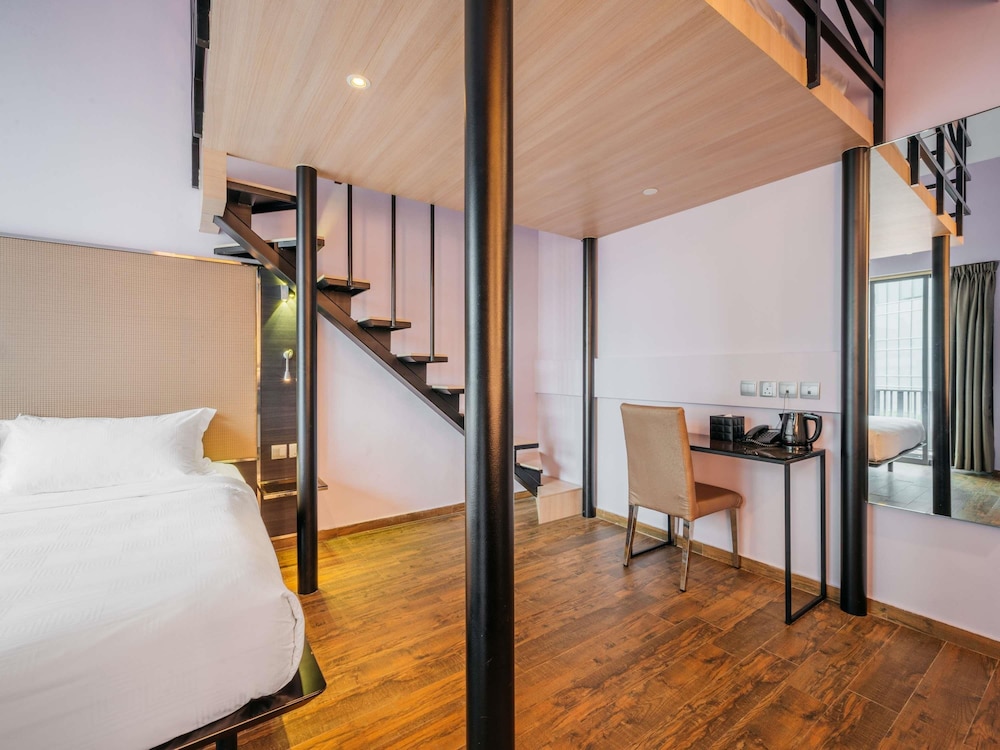 Mercure Singapore Tyrwhitt 30/78