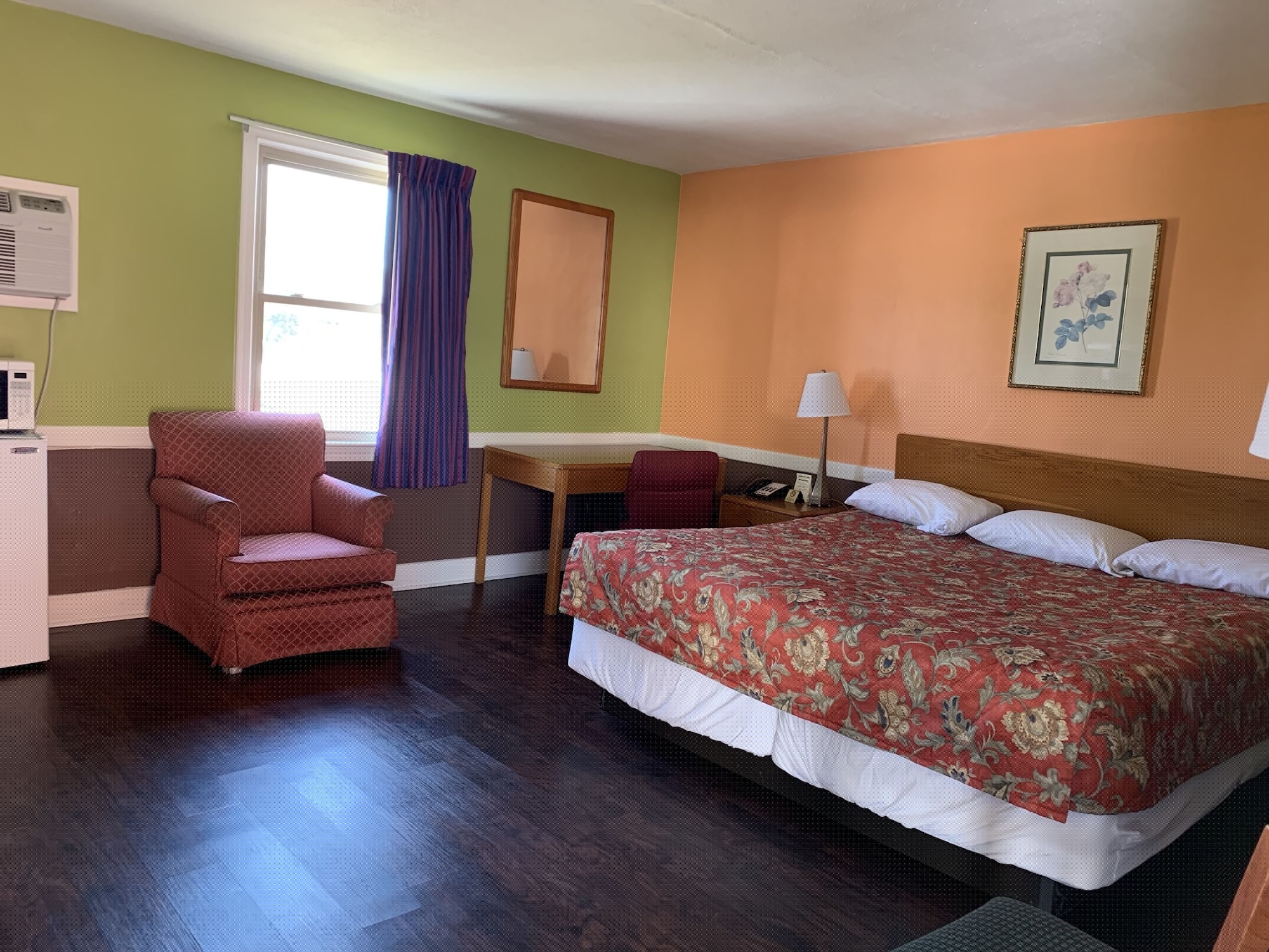 Room, King Bed