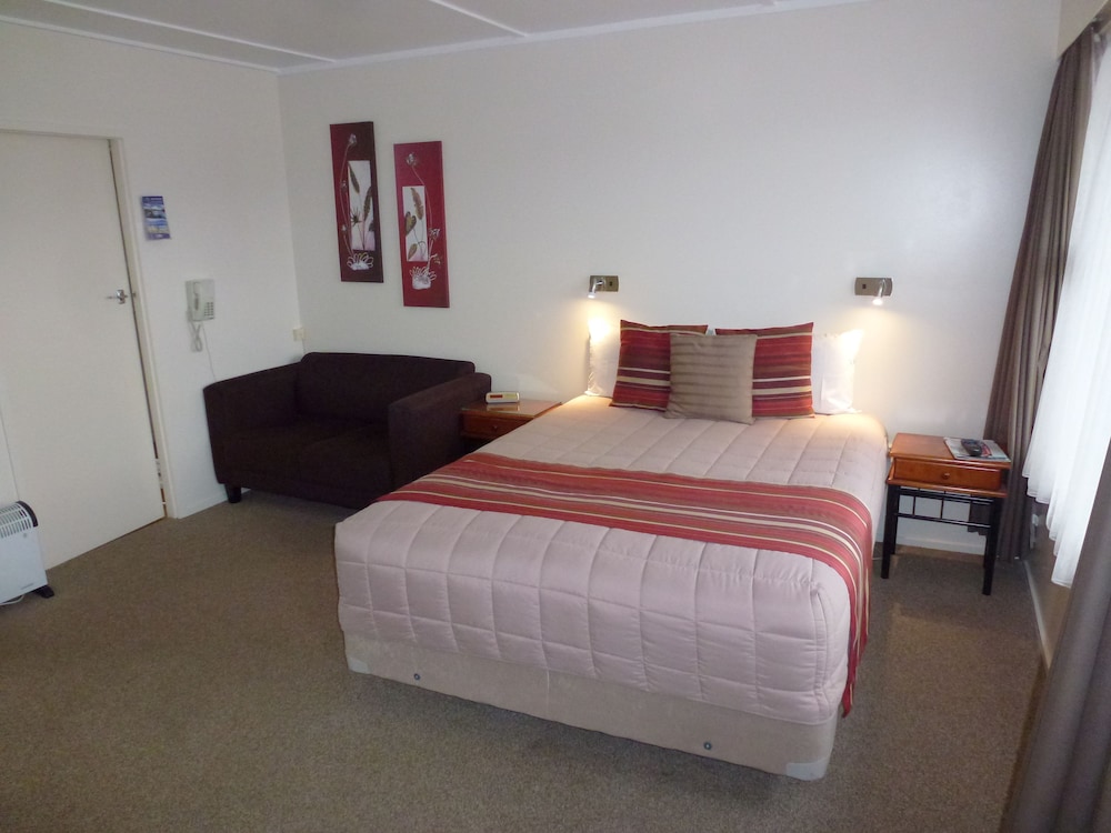 Asure Adcroft Motel 14/61