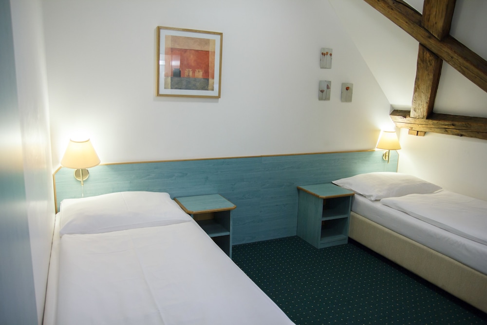 Hotel Adalbert 22/69