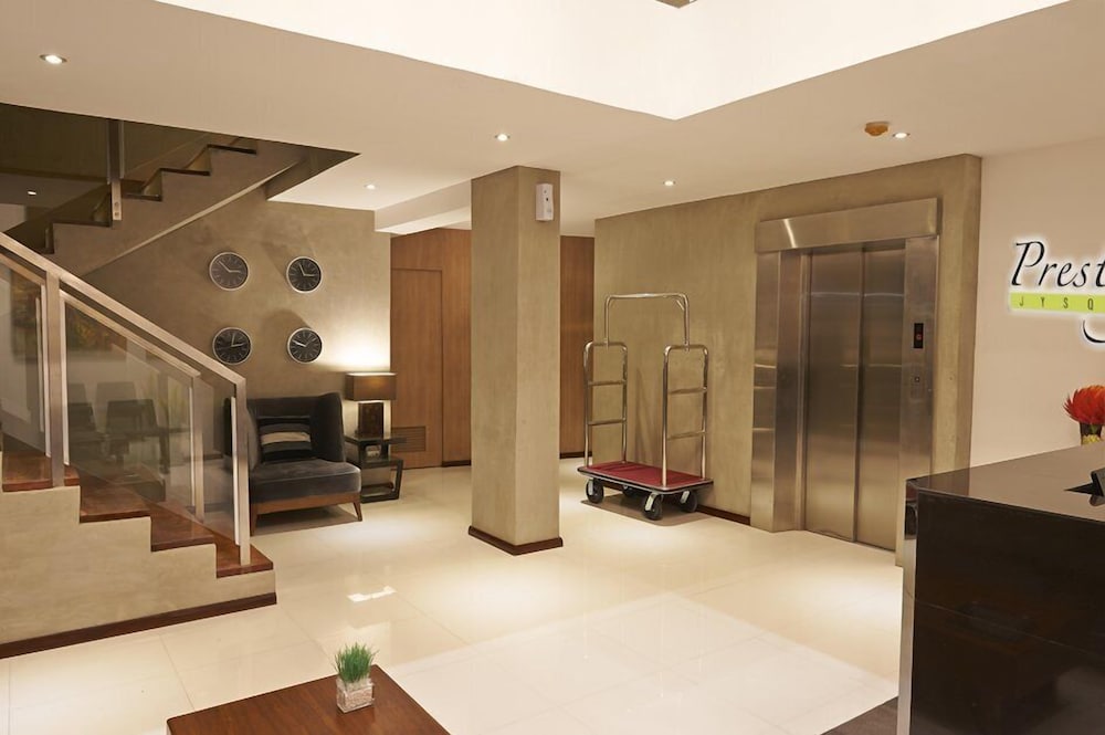 Prestigio Hotel Apartments 4/41