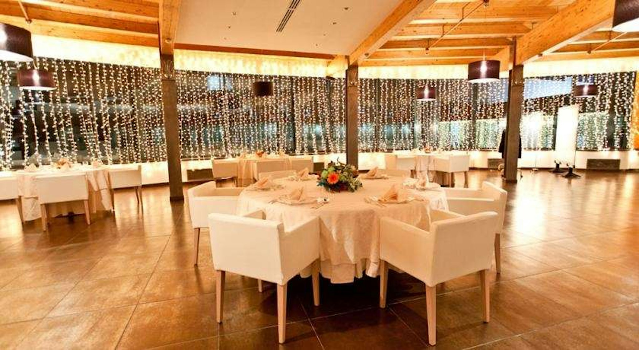 River Palace Hotel 8/10