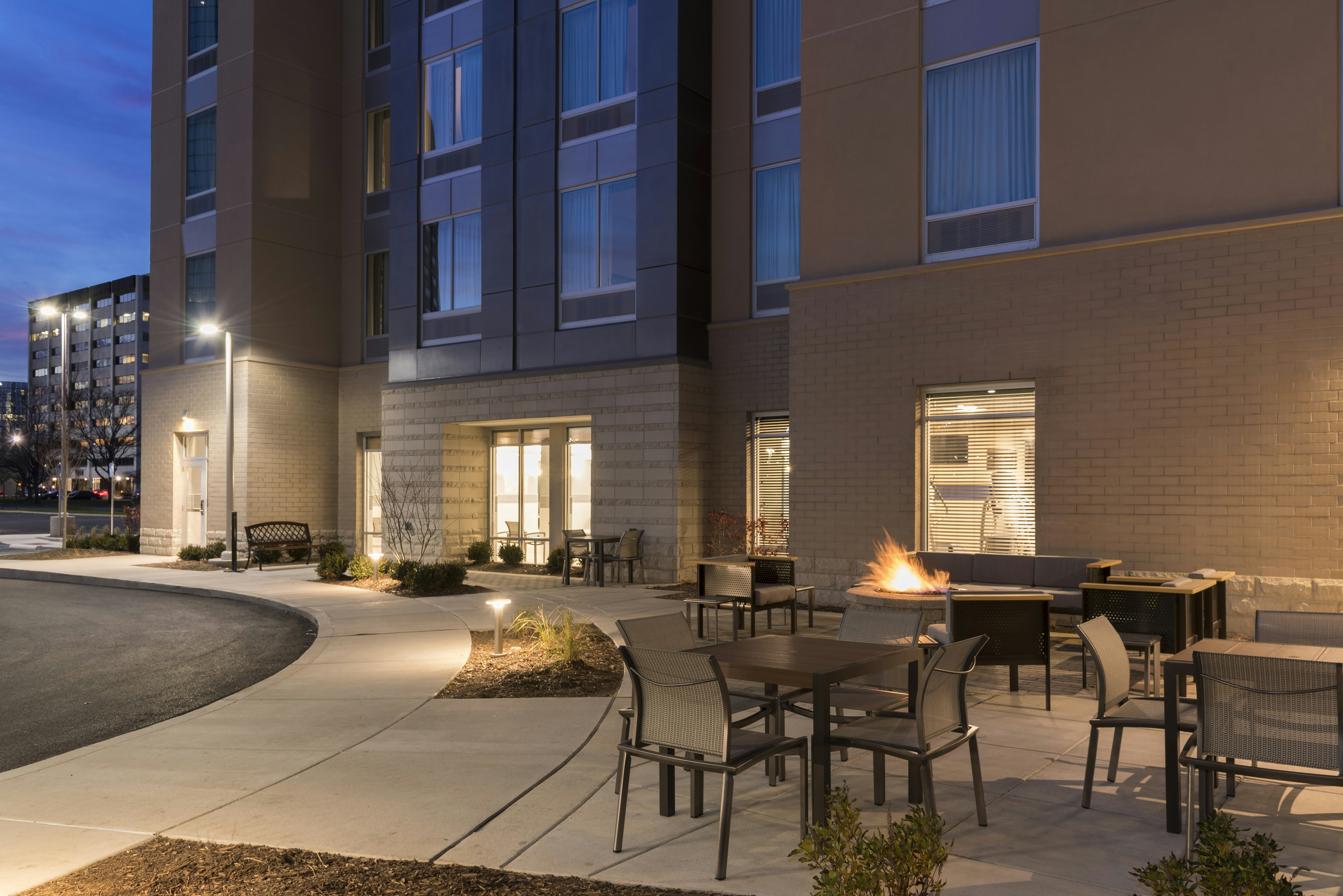 Hampton Inn Suites Indianapolis Keystone 13/20