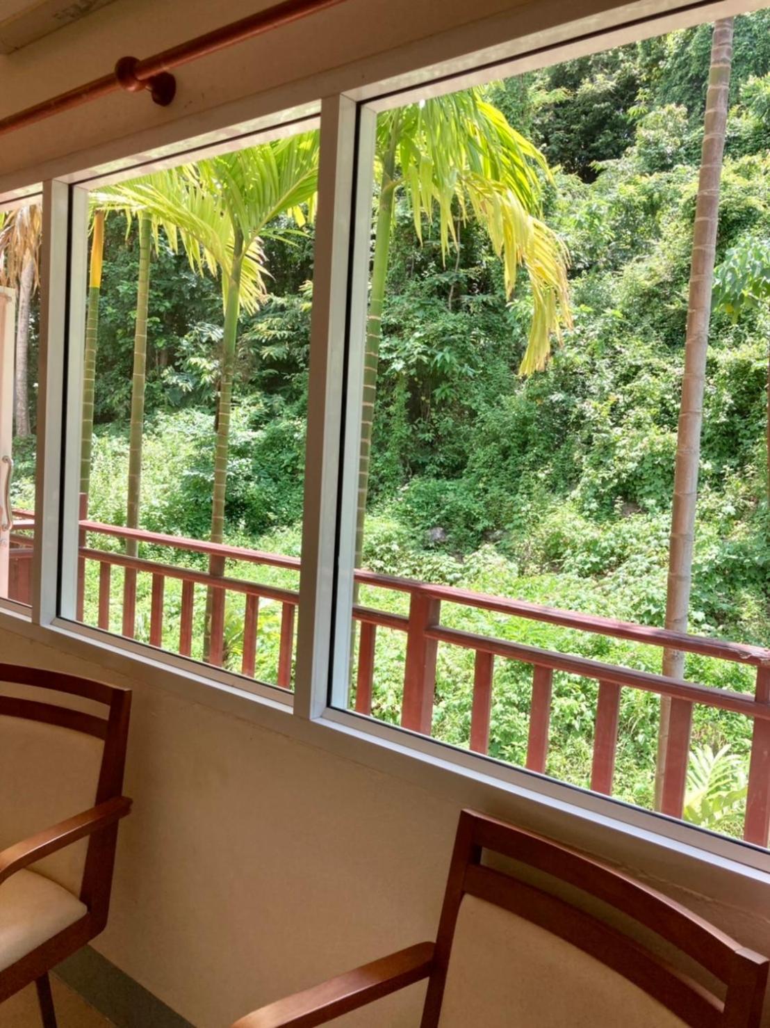 Pinky Bungalows Resort 50/67