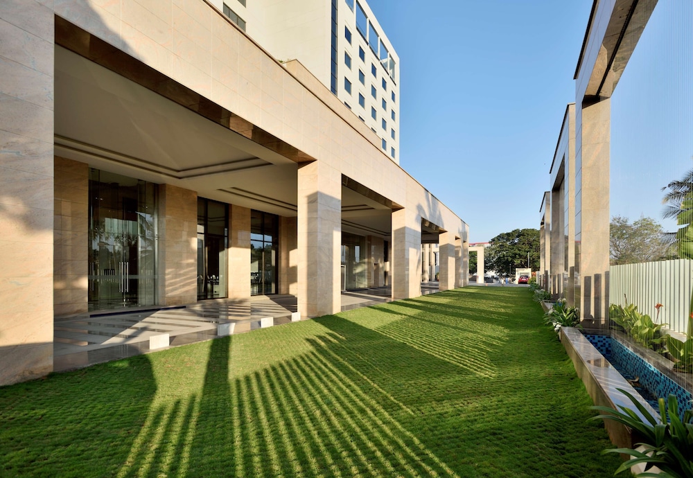 Radisson Blu Coimbatore 63/67