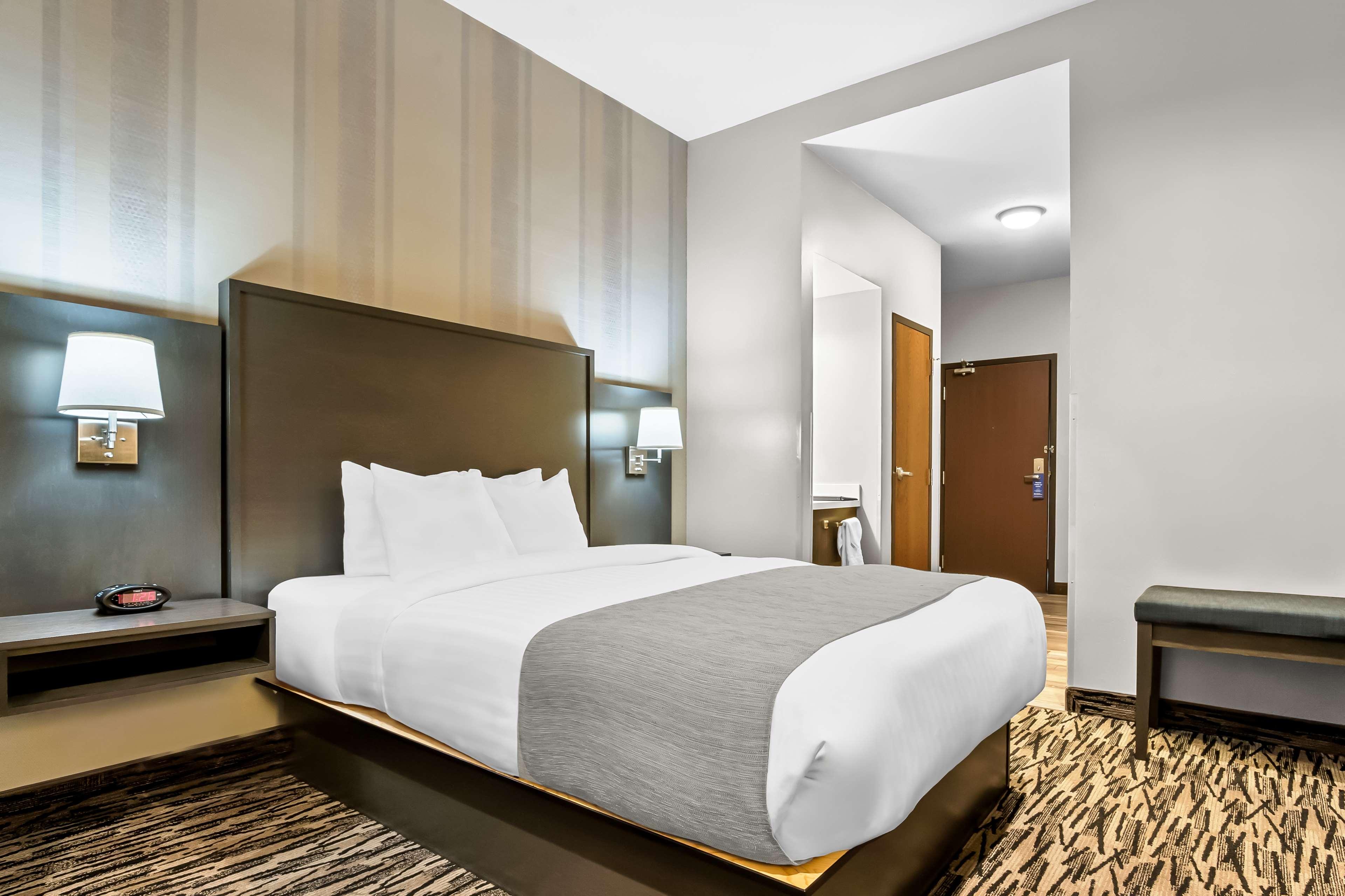 Room, Queen Bed