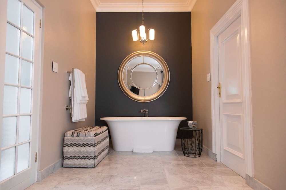 The Andros Deluxe Boutique Hotel 10/67
