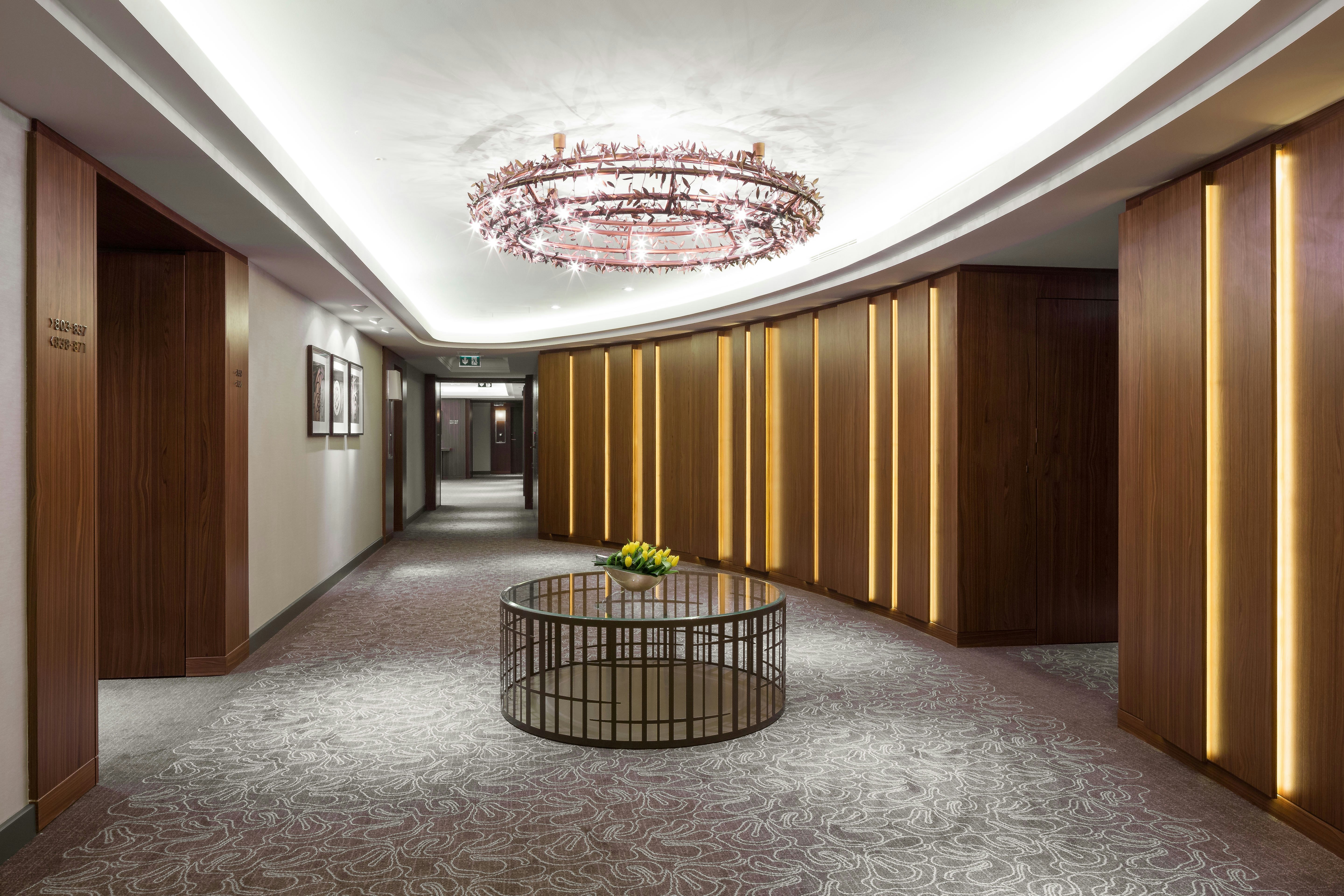 Hilton Kyiv 7/70