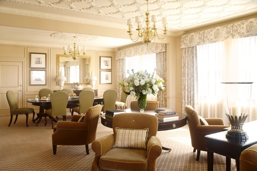 The Hay-Adams 42/51