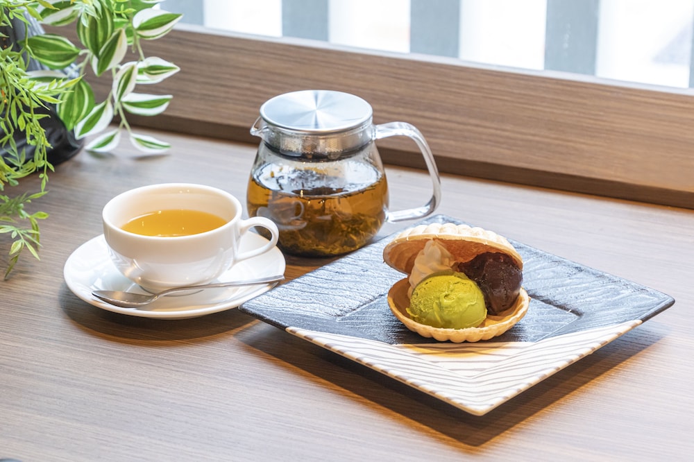 Hotel Keihan Tenmabashiekimae 24/36