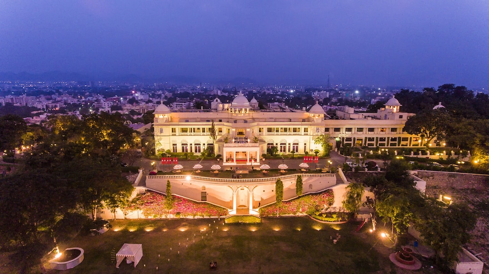Lalit Laxmi Vilas Palace 1/50
