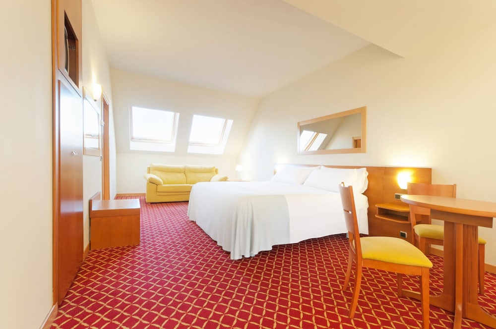 Hotel Zentral Leon 20/66