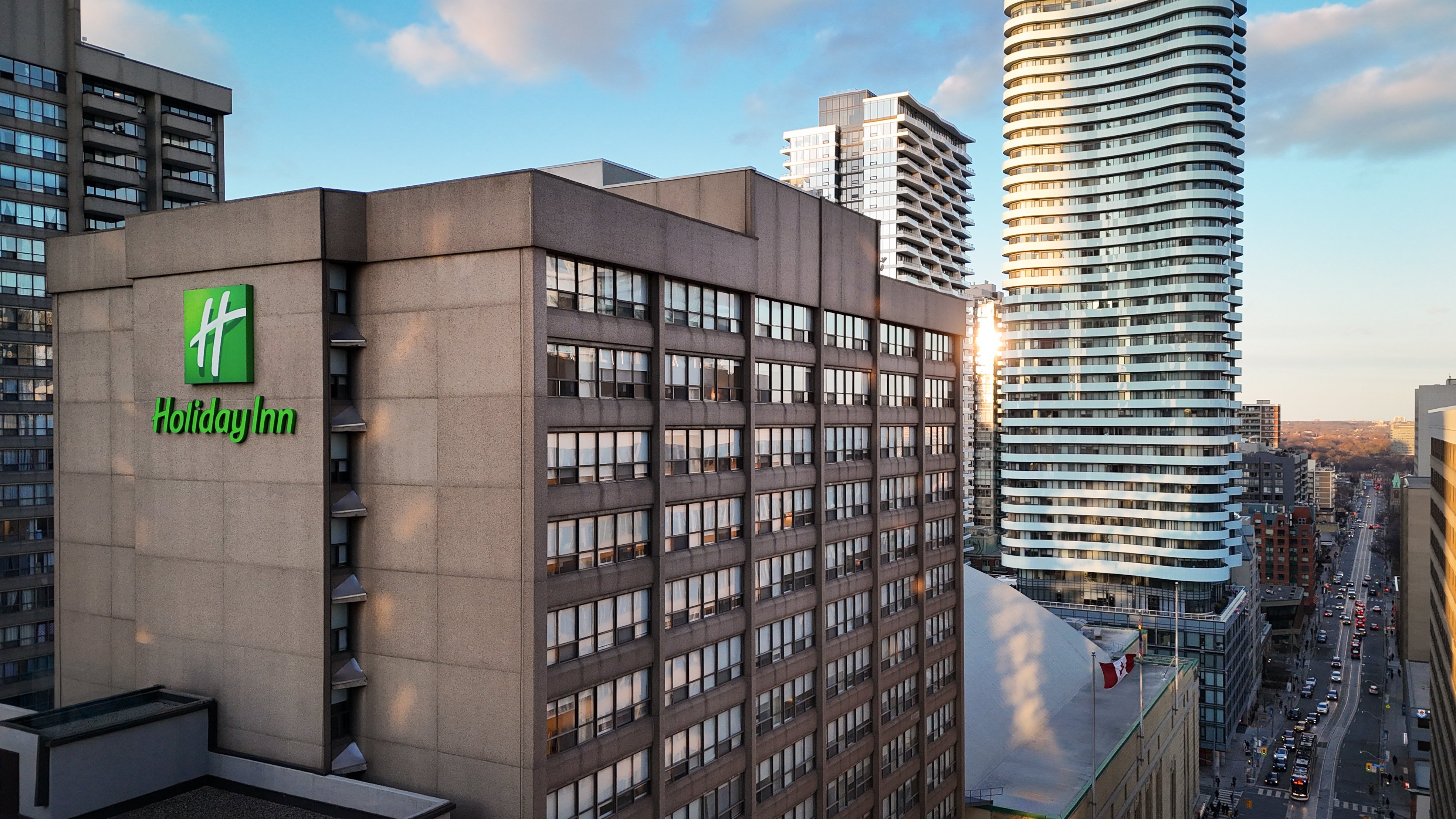 HOLIDAY INN TORONTO DOWNTOWN CENTRE 6/79