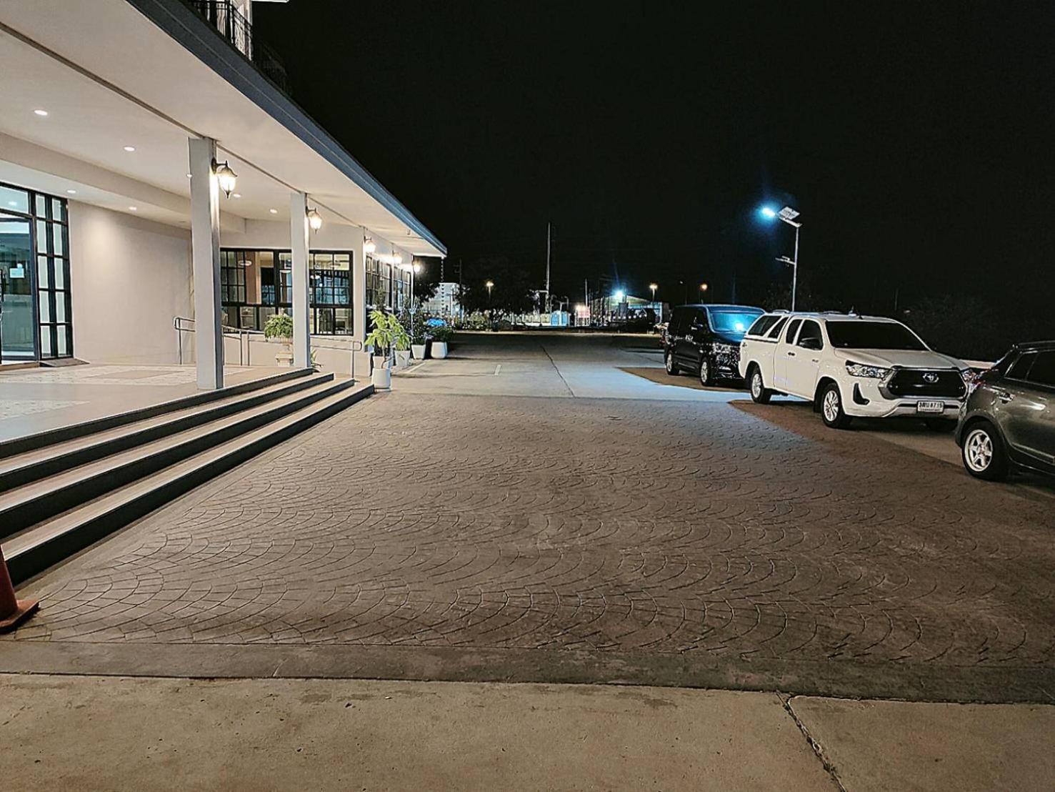 Koco Hotel 51/56