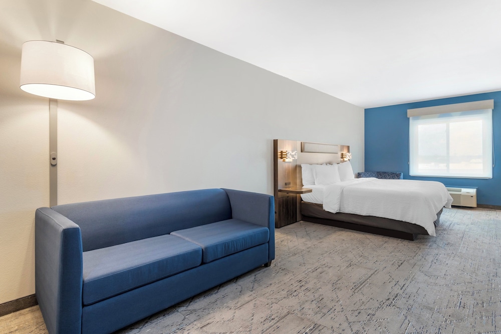 Premium, King Bed, Sofa, Living Area