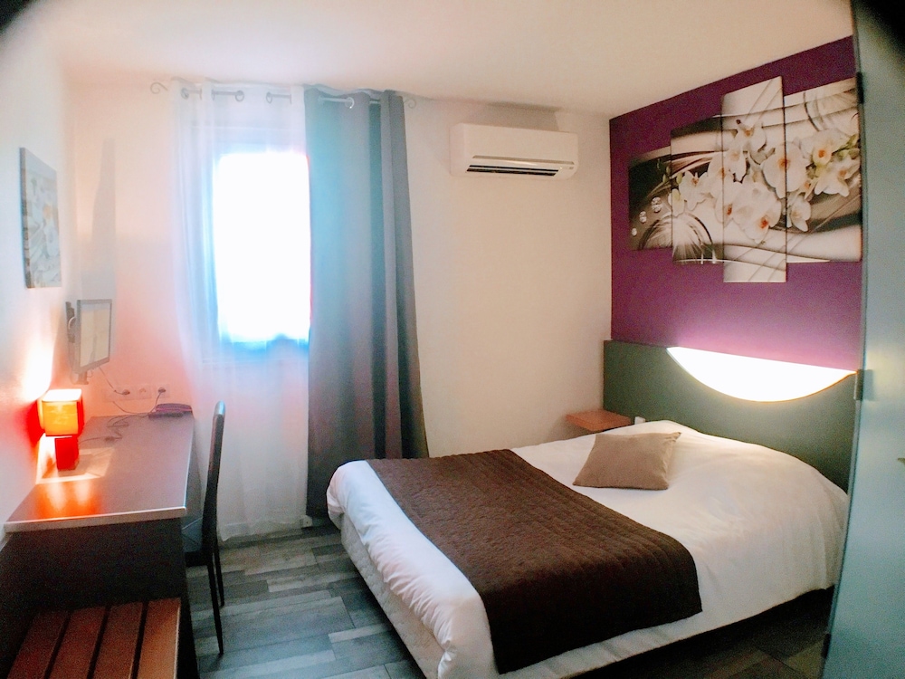 L'Hotel Le Marais Romilly Sur Seine Centre 12/44
