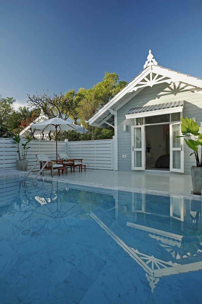 Centara Grand Beach Resort Hua Hin 11/81