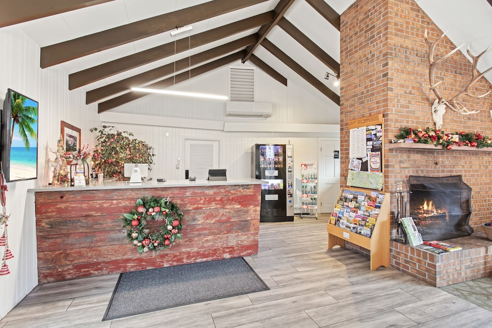 Discovery Lodge 12/69