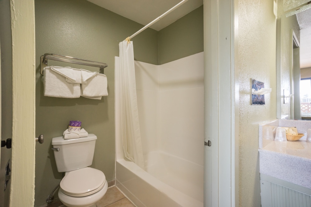 Ocean Gate Inn 15/58
