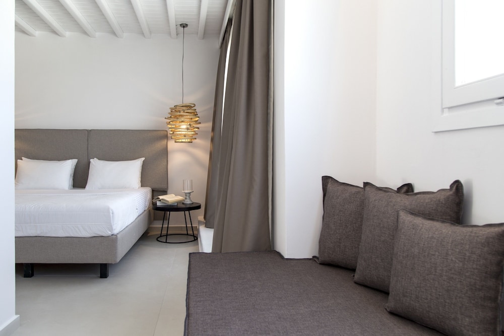 Ftelia Bay Boutique Hotel 9/36