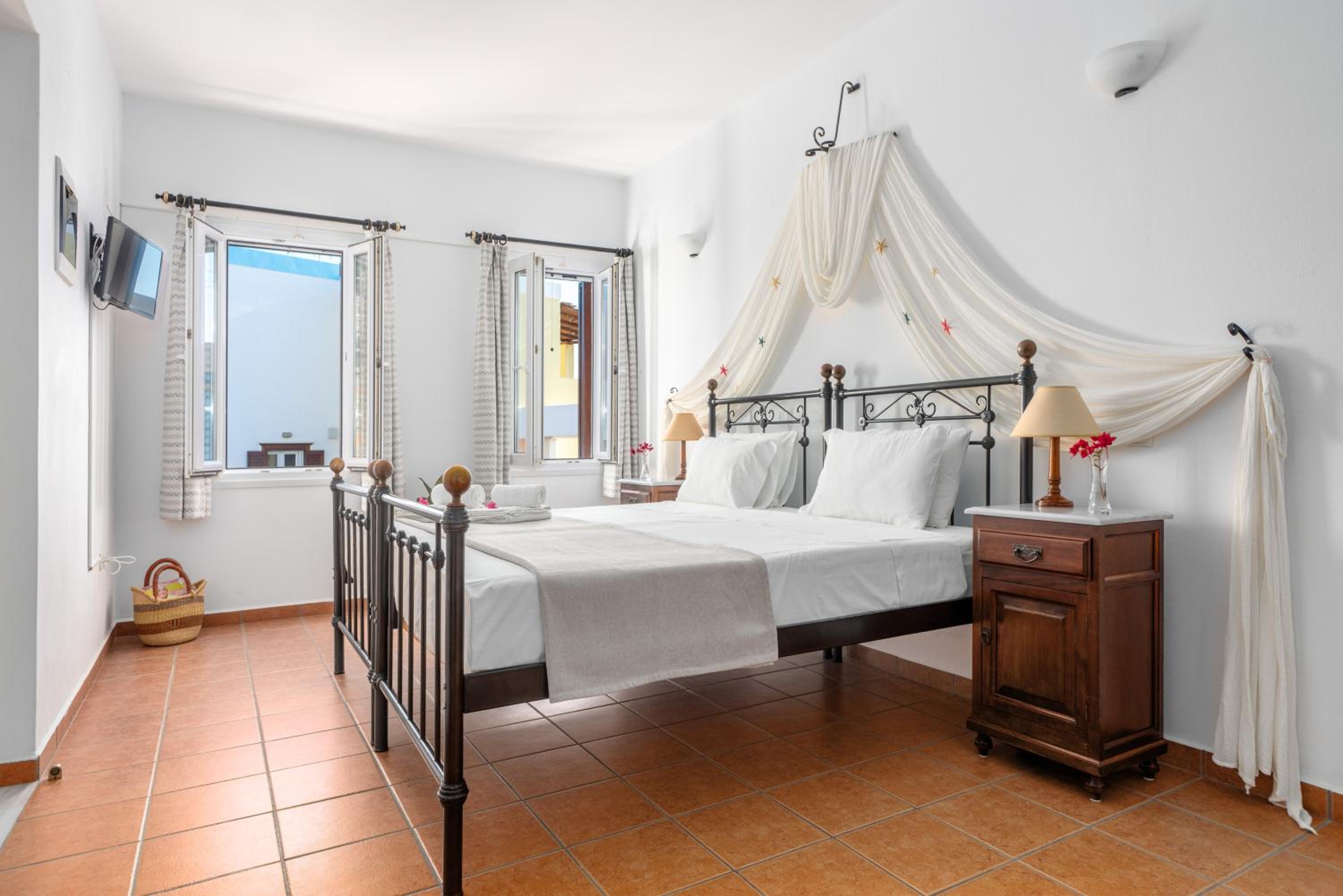 Reggina S Apartments 4/23