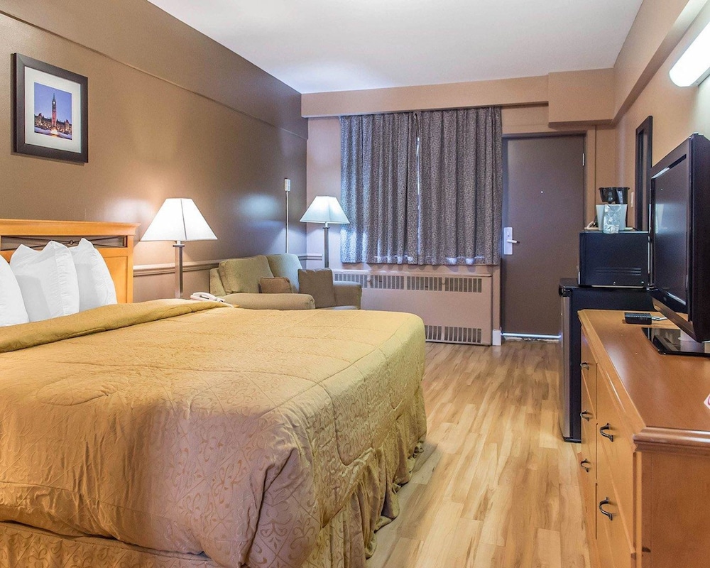 SUPERIOR, KING BED