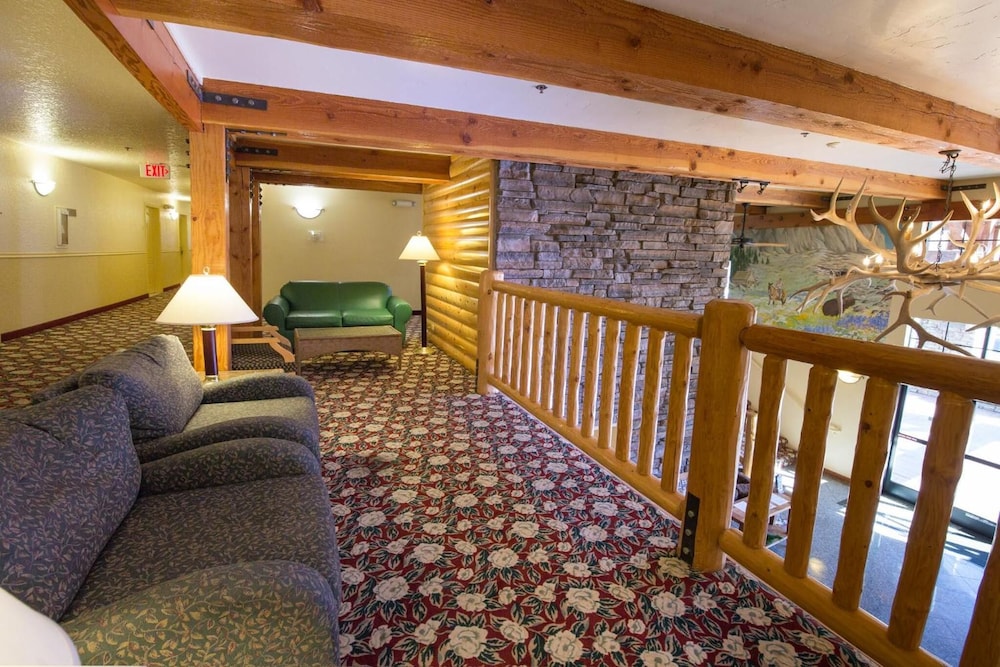 Murphys Suites 46/66